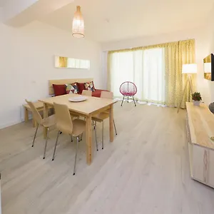 apartamentos-rita-sant-antoni-de-portmany-ibiza.ibizaislandhotels.net/